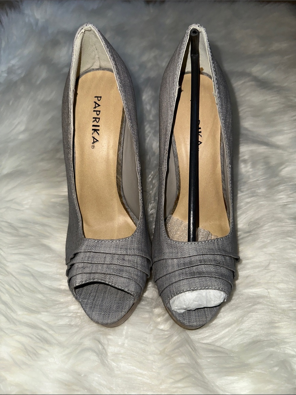Paprika Silver-Gray Peep Toe Layered Pumps